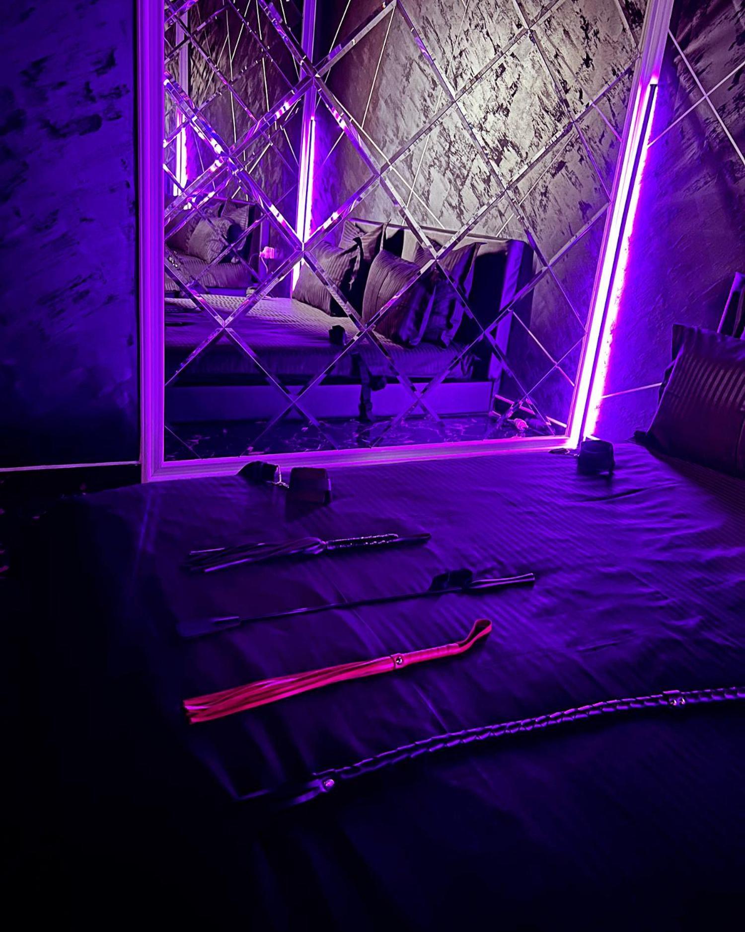 Adult Only Fantasy Room Βουκουρέστι Εξωτερικό φωτογραφία
