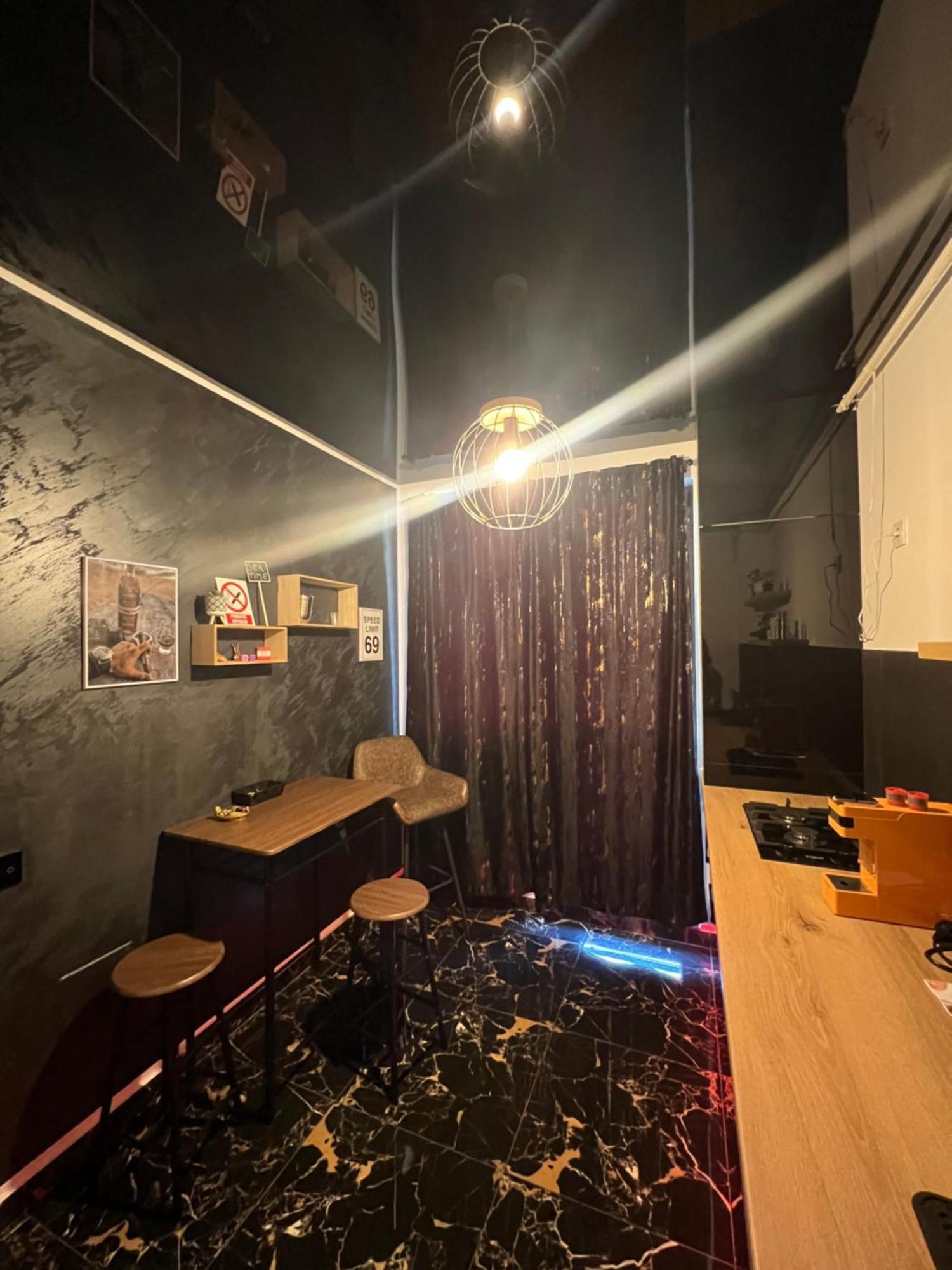 Adult Only Fantasy Room Βουκουρέστι Εξωτερικό φωτογραφία